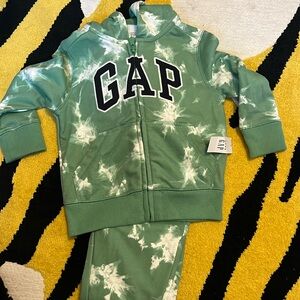 Cute Tie Dye Sweatsuit 2T